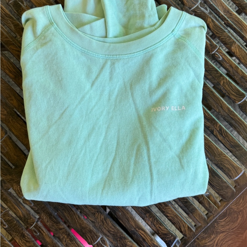 Ivory Ella Women's Teal Crew Neck Sweater